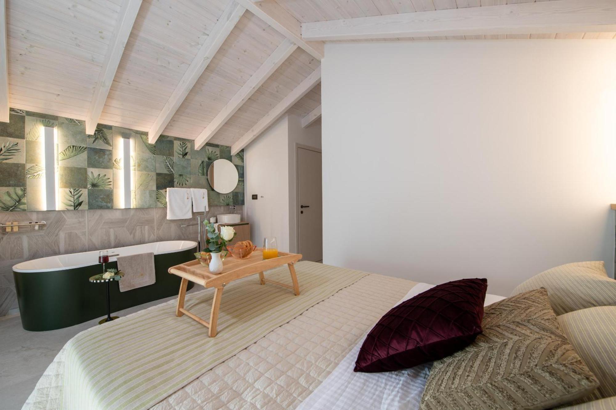 Flos Apartments Korakiaí Buitenkant foto