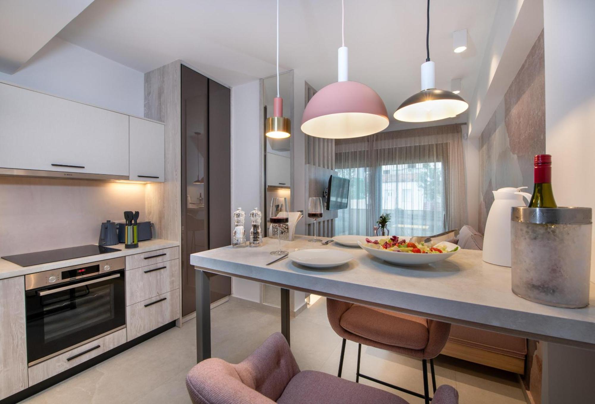 Flos Apartments Korakiaí Buitenkant foto