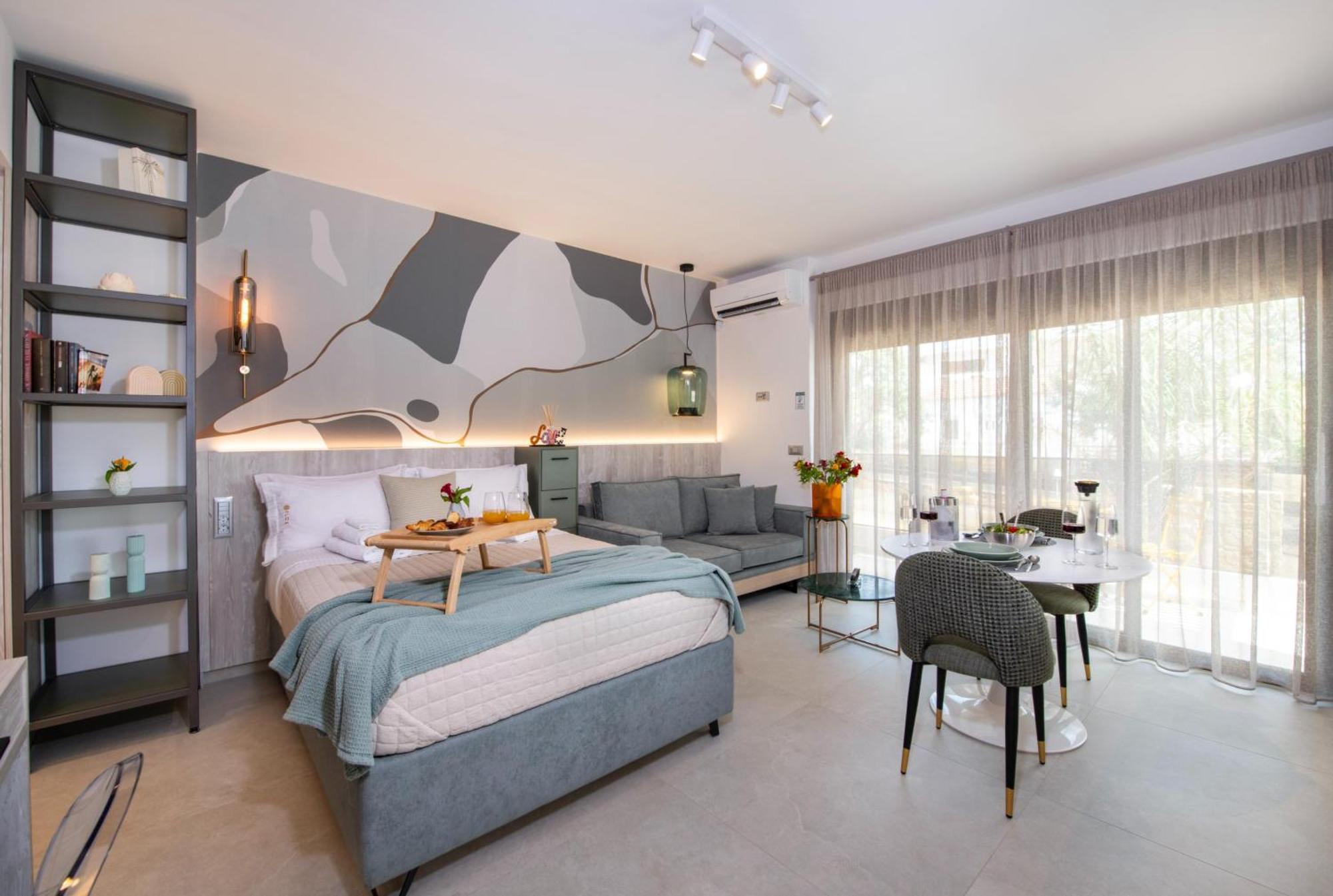 Flos Apartments Korakiaí Buitenkant foto